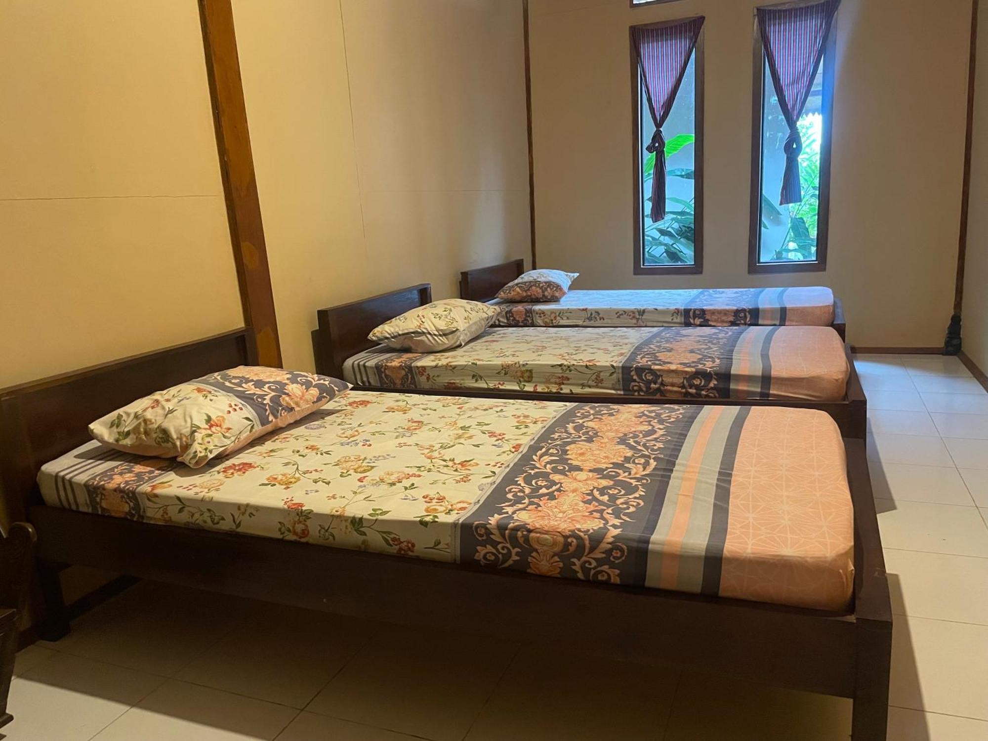 Kemuning Sanggar Pantcha Indra 게스트하우스 외부 사진